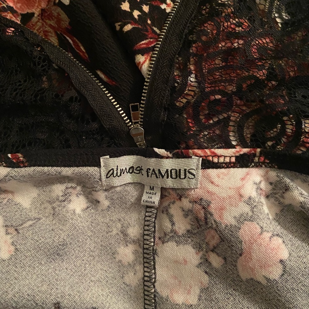 BLACK FLORAL DRESS 👗 - Picture 5 of 7